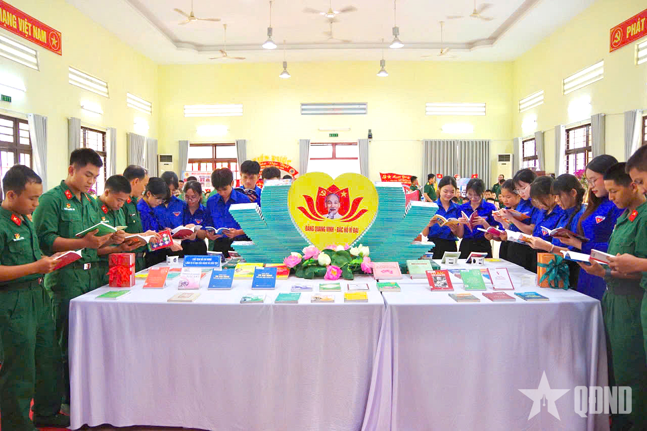 Trung đoàn 271 thúc đẩy thói quen đọc sách và tinh thần học tập suốt đời 